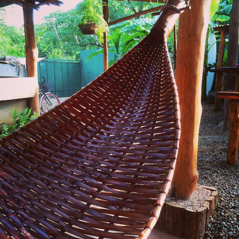 Coral Reef Surf Hostel And Camp Tamarindo Exterior photo