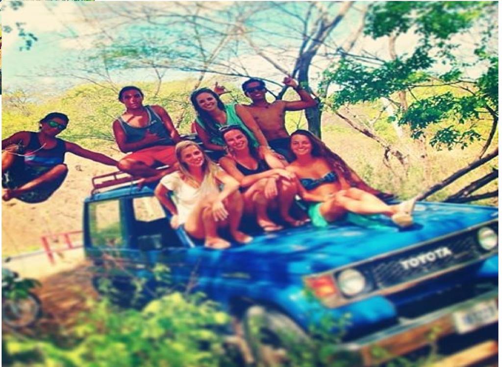 Coral Reef Surf Hostel And Camp Tamarindo Room photo